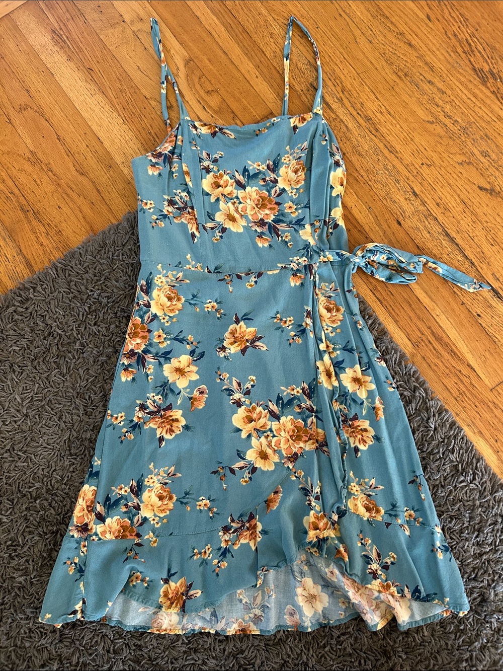 Xhilaration Blue Floral Spaghetti-Strap Wrap Dress Size Medium